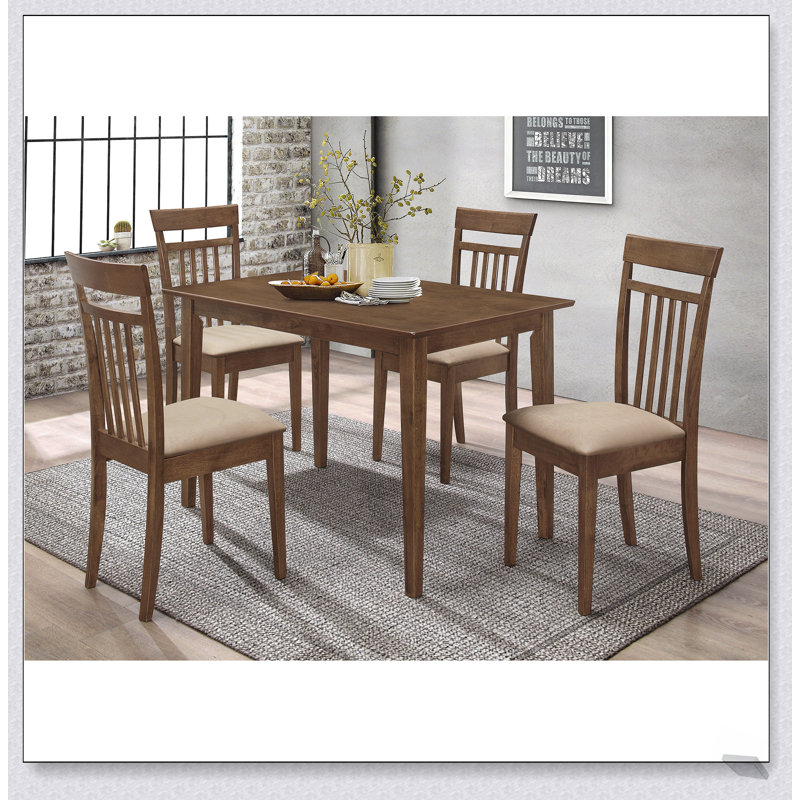 Ensemble repas 5 pièces Liandra en châtaignier avec chaises ergonomiques et table spacieuse pour maisons modernes et traditionnelles