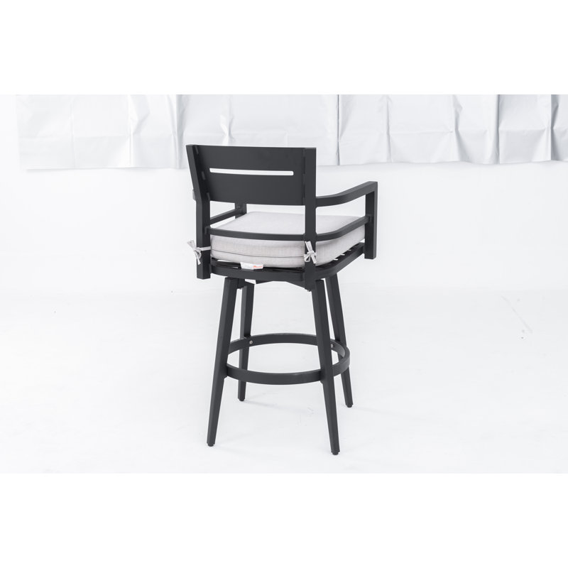 Tabourets de patio (ensemble de 2) - Chaises de bar pivotantes à 360 ° d'extérieur avec coussin Sunbrella, structure en aluminium résistant à la rouille et repose-pieds intégré - Noir Ember