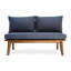 Revêtement d'extérieur moderne avec revêtement gris et coussin en tissu de construction