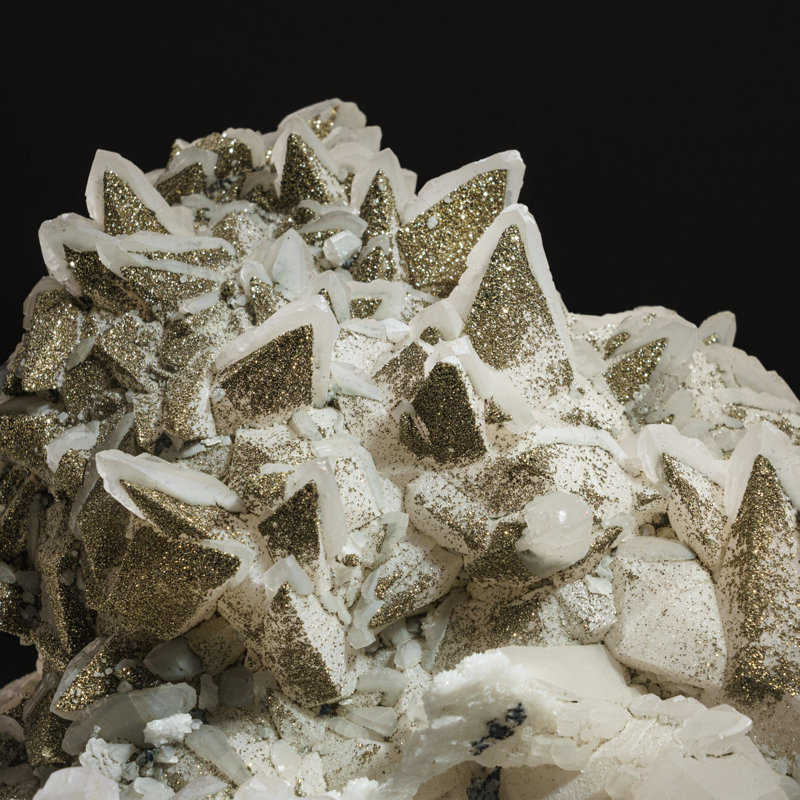 Chalcopyrite Over Calcite from Edong Mining District, Daye, Hubei, China