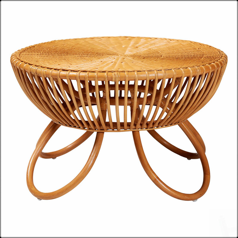 Table basse en rotin naturel avec pieds évasés - Décoration bohème fabriquée à la main pour des salons confortables