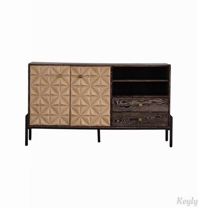 Buffet Mid-Century en bois massif à motif géométrique