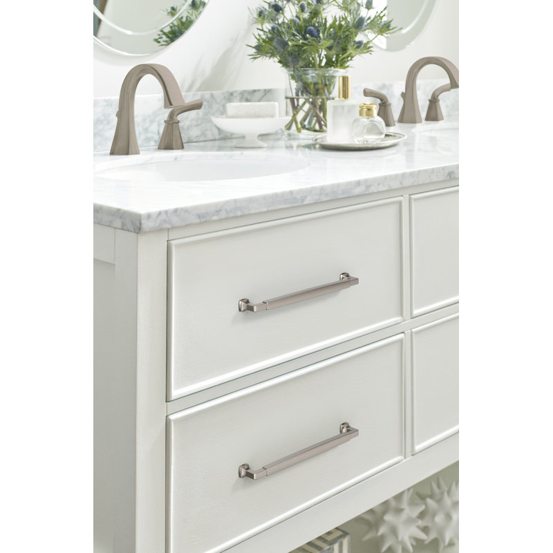 Poignée d'armoire en nickel satiné centre à centre Stature 6 5/16 po (160 mm), Nickel satiné, 6 5/16"