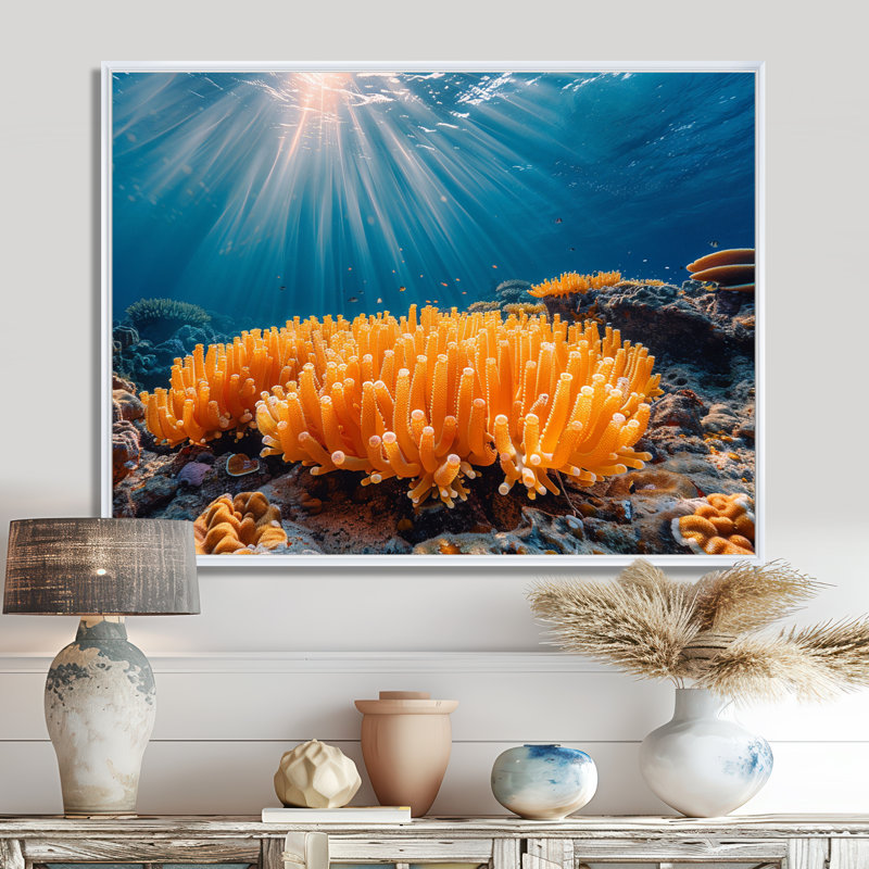 Richerson - impression d'art mural corail sous l'eau, H 34 po x l 44 po, Cadre flottant blanc