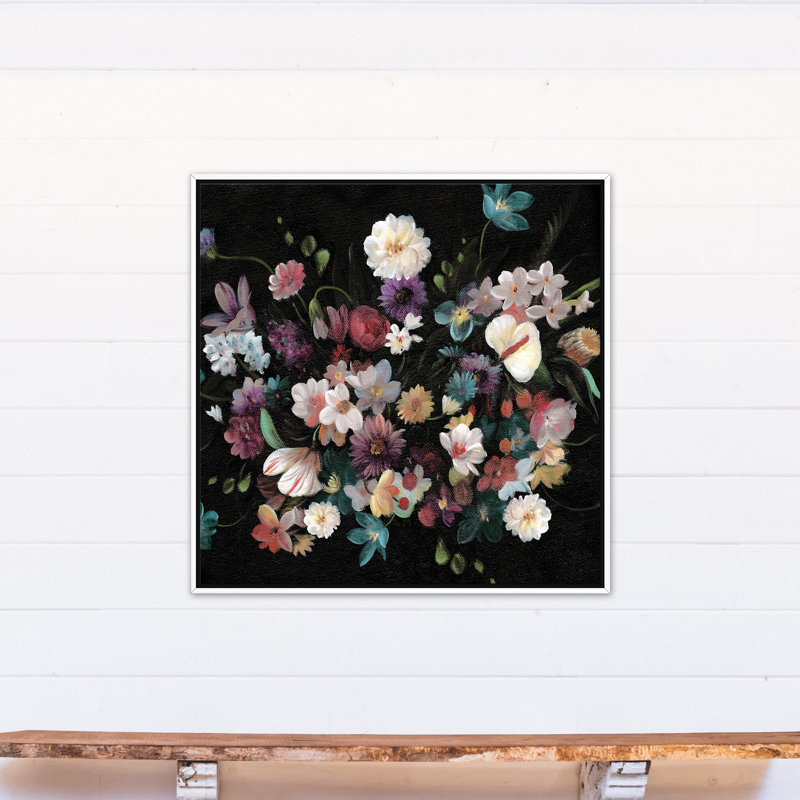 «Dramatic Moody Florals», reproduction sur toile flottante, L 37,75 po x H 37,75 po