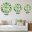Horloge murale traditionnelle feuillage tropical, fleurs jaunes avec flamant V-60186699