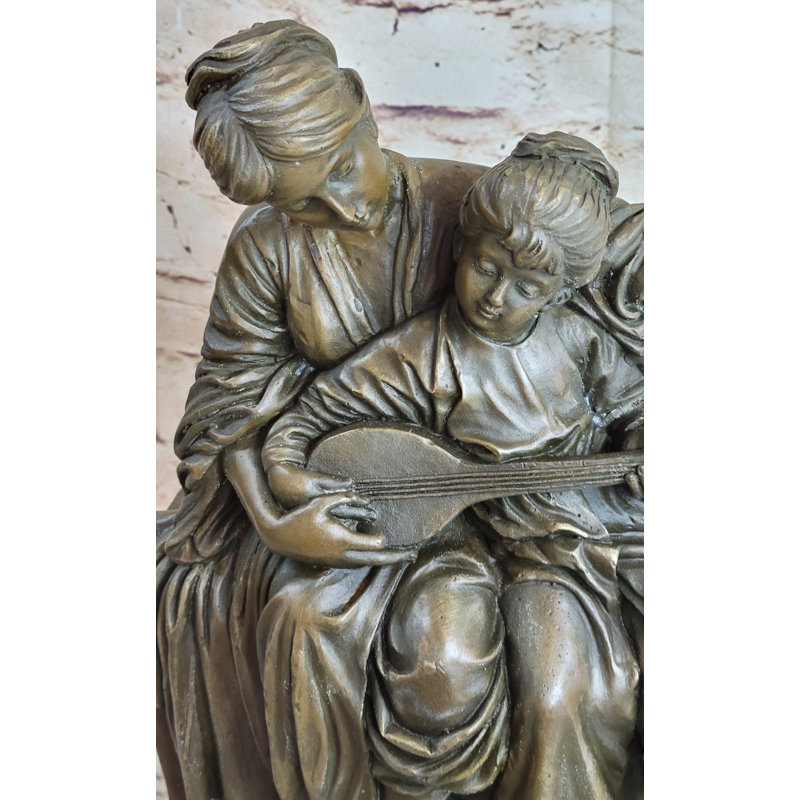 Figurines et sculptures
