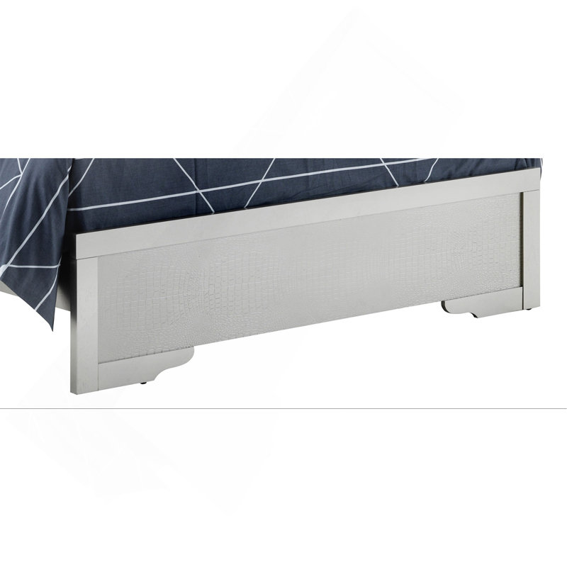 Lit d'inspiration scandinave, créant une ambiance paisible, Double, Champagne