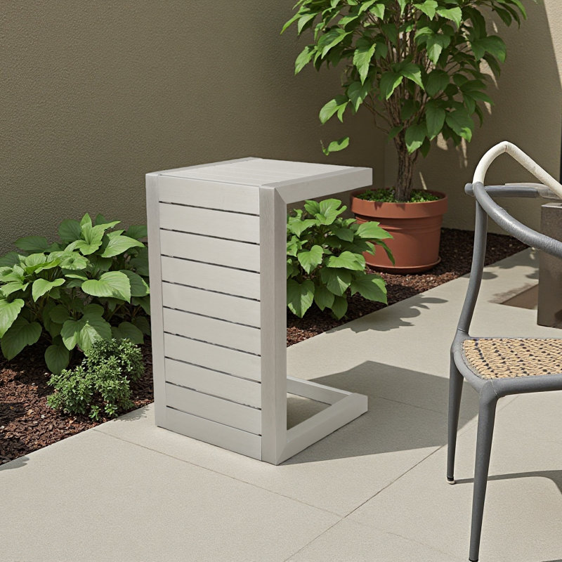 Table en forme de C, Argent argent
