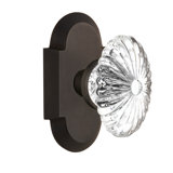 Cottage Plate with Oval Fluted Crystal Door Knob