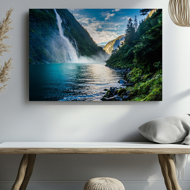 Reproduction d'art sur toile, "Une cascade à couper le souffle" en cascade sur des falaises verdoyantes escarpées par Vibrant Foliage Under A Soft