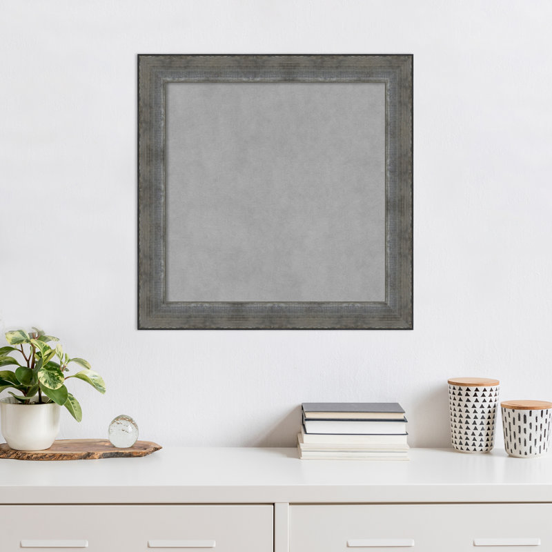 Magnetic Metal Magnetic, 24" H x 24" W