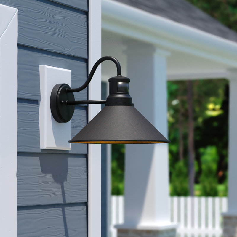 Luminaire de grange d'extérieur Bellavia, H 10,5 po x l 12 po x P 14 po