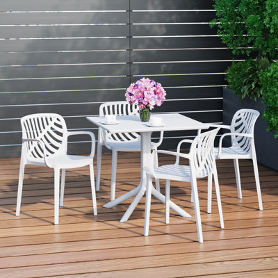 Ensemble repas carré pour 4 personnes