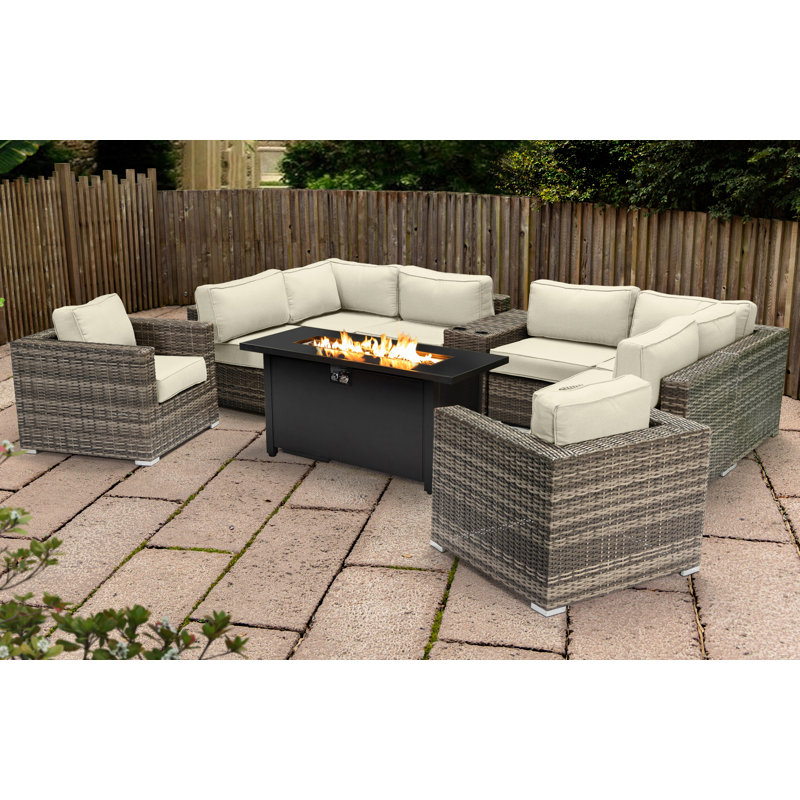 Ensemble de conversation pour 6 personnes Makinleigh Lsi avec coussins Sunbrella et foyer en métal, Toile Sunbrella