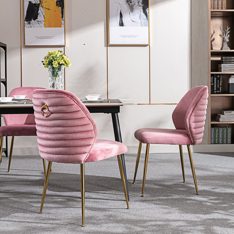 Chaise d'appoint rembourrée en velours capitonné Mariley, Rose