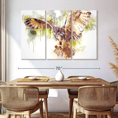 Brampt Owl Flying