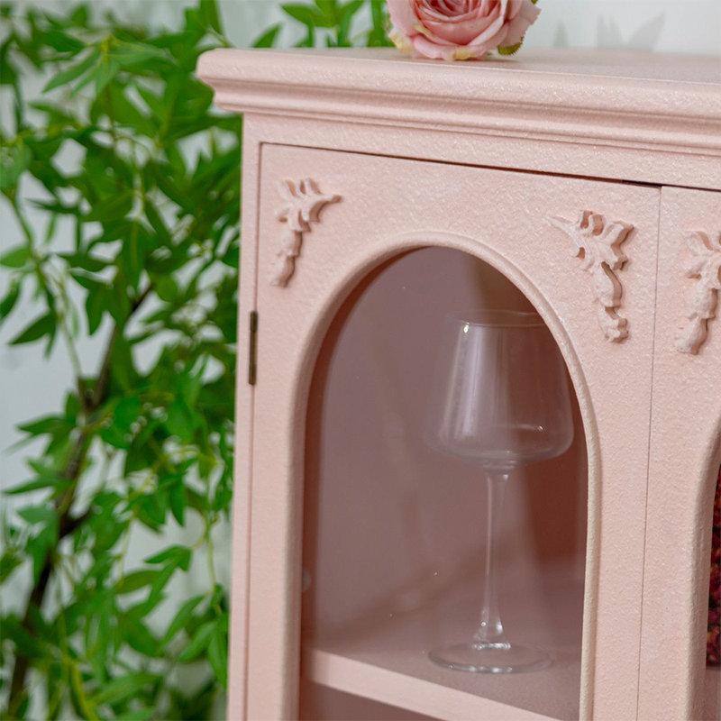 Vitrine exquise française, Rose