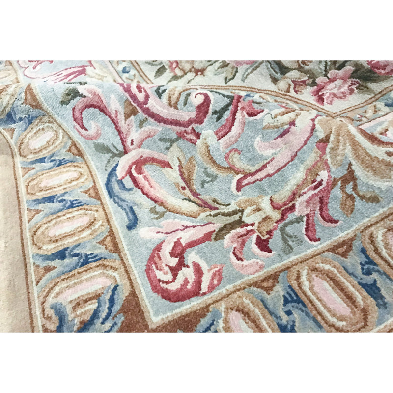 Hand Knotted Wool Oriental Area Rug
