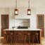 1 ‑ Suspension lanterne rustique style ferme, aspect bois et noir mat, avec verre bullé, idéale pour îlot de cuisine ou entrée.