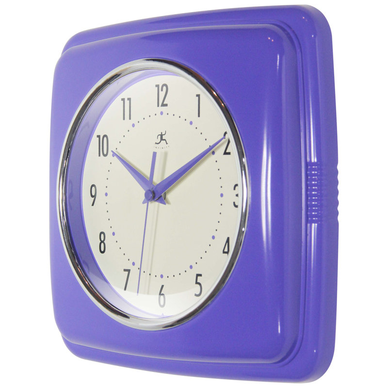 Horloge murale en plastique 9,25 pouces Orrwell, Pervenche