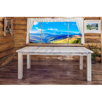 Homestead Collection 4 Post Dining Table with 18" Leaves