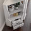 Armoire de bar en bois avec 2 tablettes de rangement ouvertes et 2 tiroirs, armoire à dossier en miroir, pieds et pieds hauts pour un nettoyage facile, armoire buffet blanche-1839455209