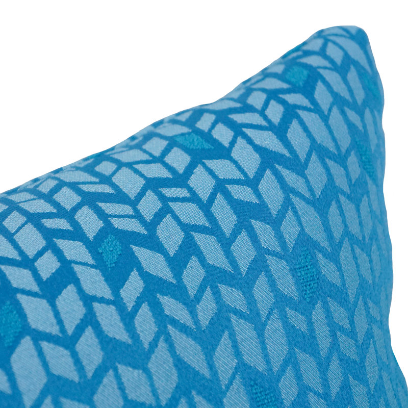 5_17-Inch Jacquard Throw Pillow With Insert, Banyan Skippe