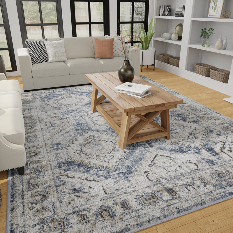 Tapis oriental bleu / crème en polypropylène tissé à la machine Aralynn, Tapis de couloir 2 pi x 6 pi 7 po