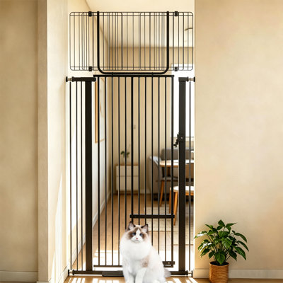 Barrière pour animaux 72 po très haute 72 po avec porte pour chat, large 29,5 po à 37,4 po, montée sous pression, facile à assembler, barrière pour chien pour la porte, les escaliers, le couloir (noir)