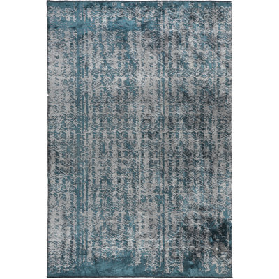 Rapture Abstract Area Rug in Gray/Blue