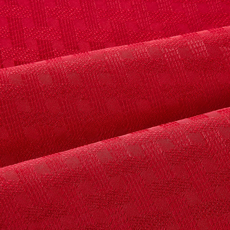 Motif rayé nervuré The Holiday Aisle®, 102 po x 60 po, Rouge