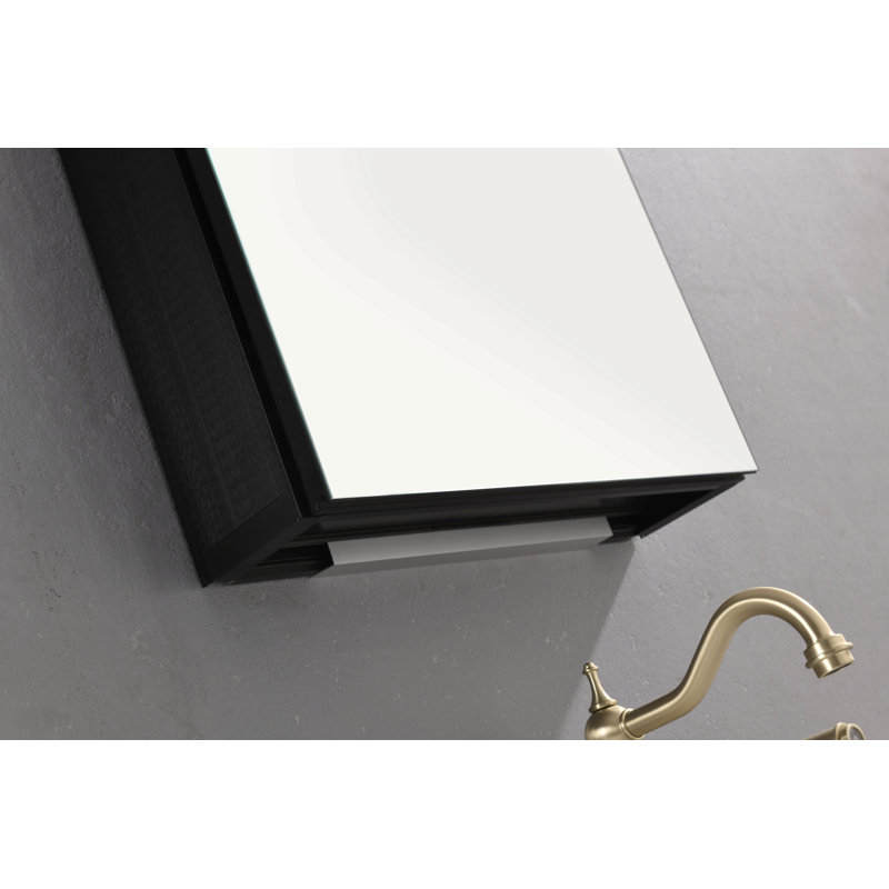 Armoire à pharmacie murale 18 po x 36 po avec miroir