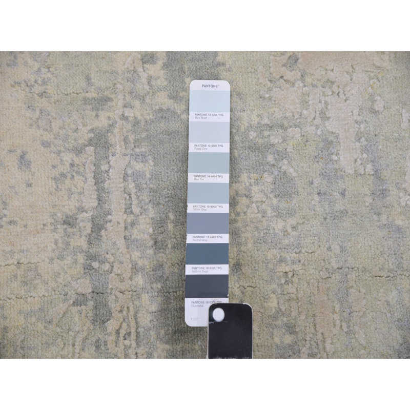 Tapis carré gris en laine et en soie noué à la main 8 pi x 8 pi E04E9CDB20E84A109FA6CEB28E72B16E