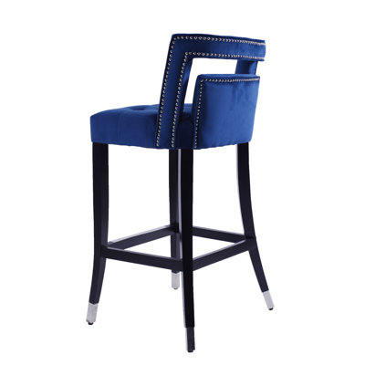 Fauteuil de salon en velours 2 pièces 2 pièces, hauteur d'assise 30 po, têtes de clous, bleu marine et bois argenté