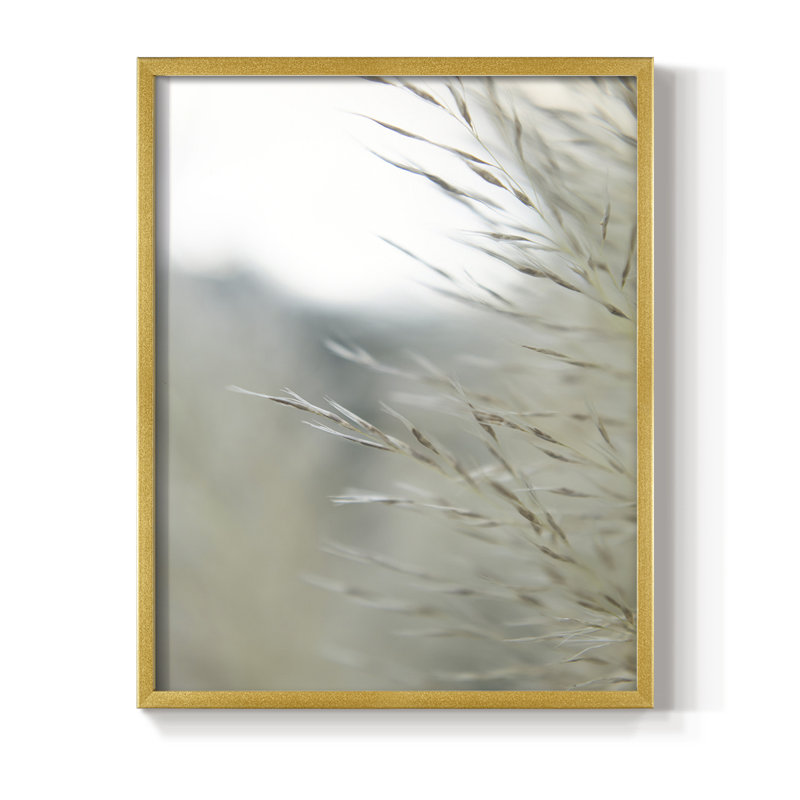 Reproduction encadrée d'herbes subtiles III - bois massif, H 20 po x l 16 po