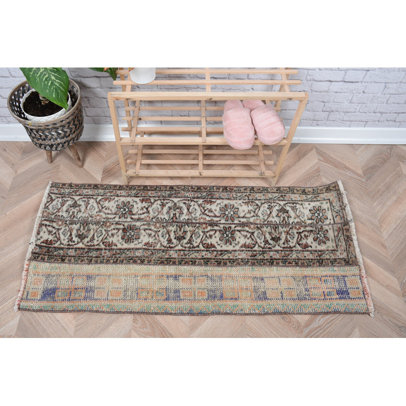 Vintage Turkish Small Floral Patchwork Handwoven Mat in Beige for Door Entry or Rug for Home Decor