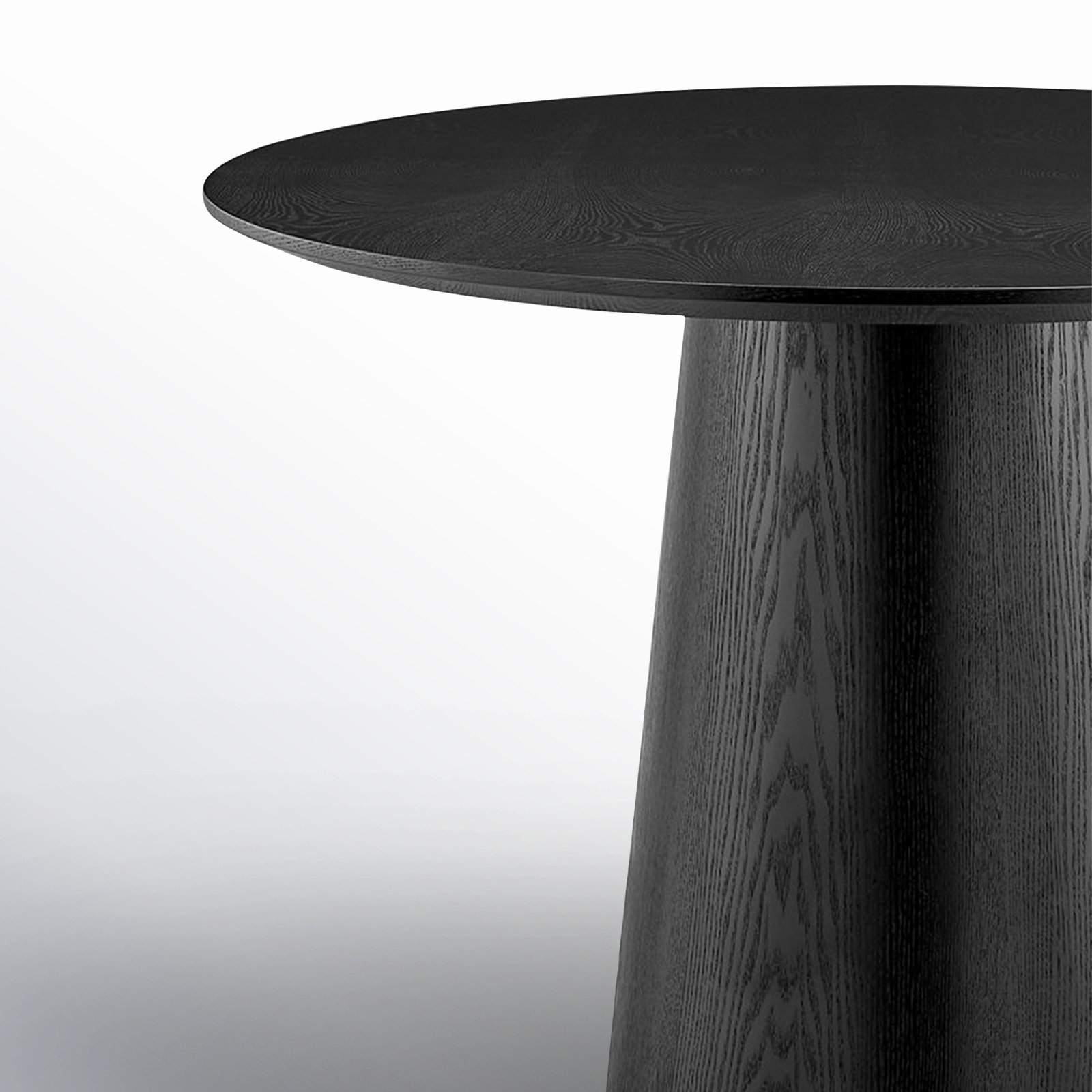 Adara 53" Oak Dining Table, Matte Black, 43.31" W x 43.31"L