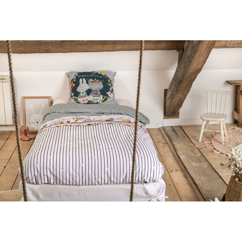 Ute Striped Duvet Cover with Pillowcases, 220 x 240 cm - 2 Pillowcases (63 x 63 cm)