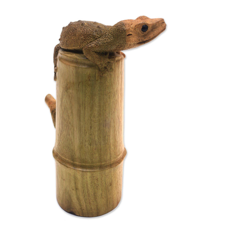 Tokek On A Log Wood Sculpture