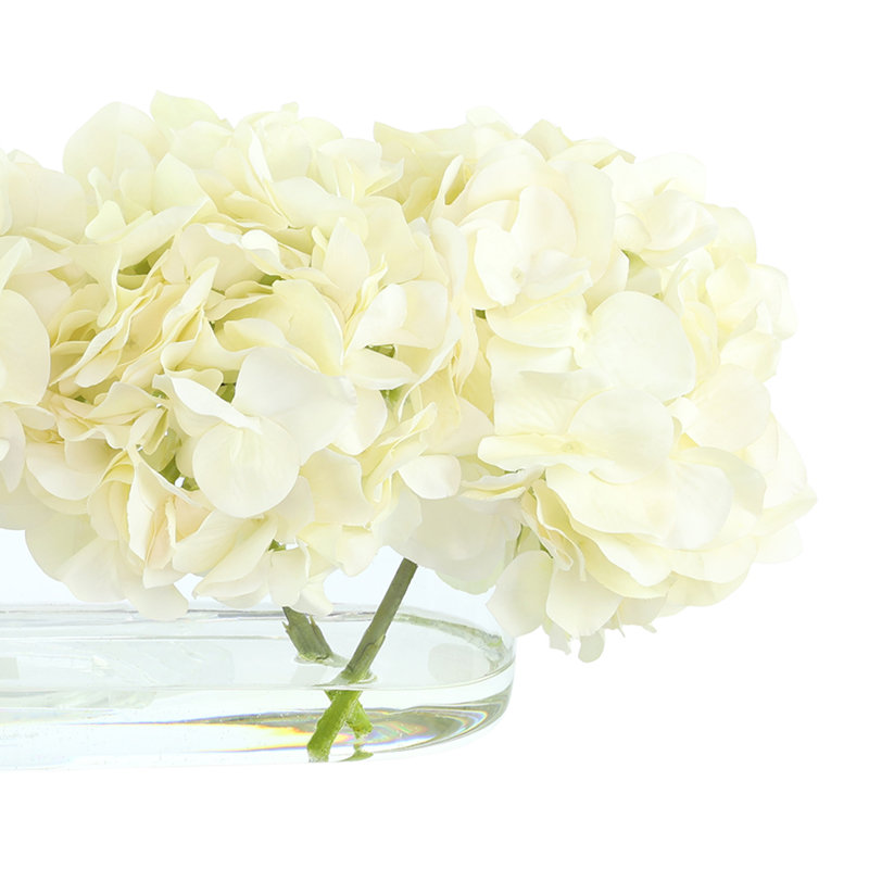 Hortensias disposés dans un vase ovale, Blanc