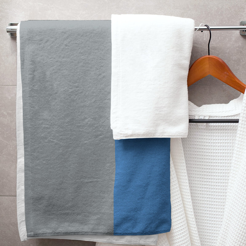 Microfiber Bath Towel, Tennessee Red Football Gray/Sky Blue