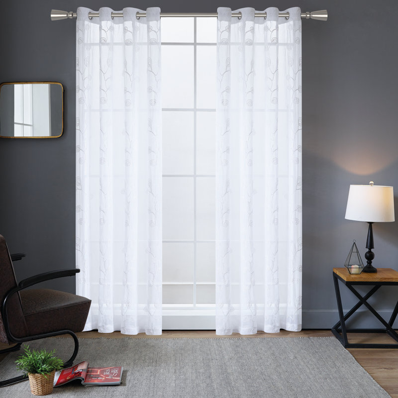 Panneau de rideau simple diaphane avec œillets Newsoms, l 54 po x L 84 po