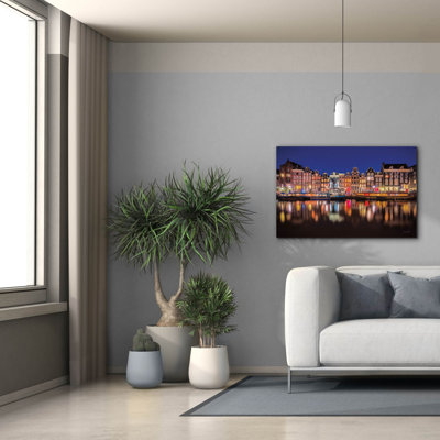 «Building Row Reflections 4» par Martin Podt, estampe numérique sur toile