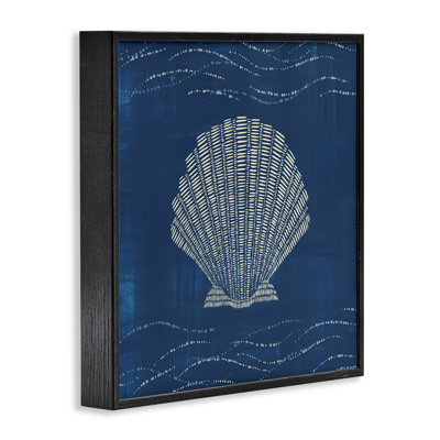 «Clam Shell» sur giclée bleue encadrée par Jetty Home, LLC