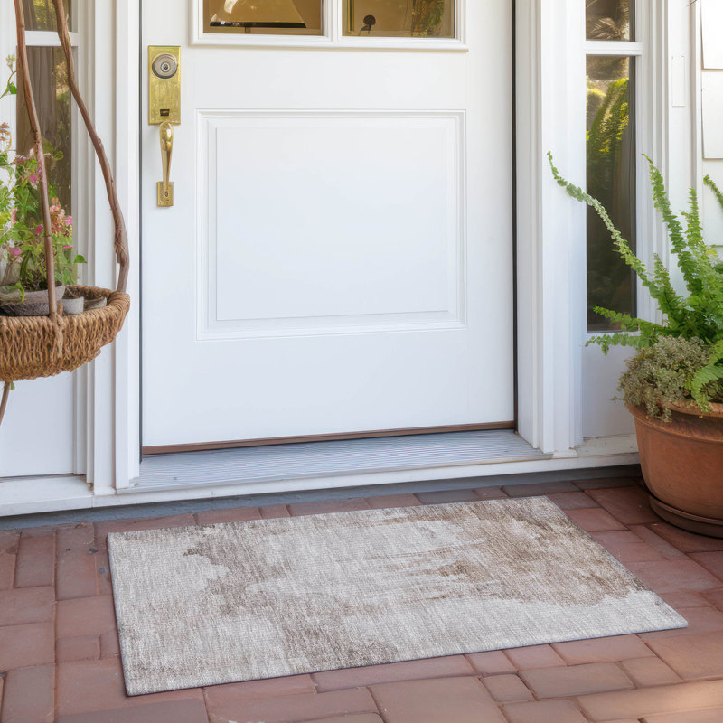 Machine Washable Indoor/Outdoor Xhevrie Taupe Rug, Rectangle 1'8" x 2'6"
