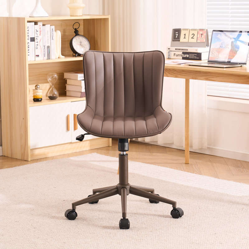 Chaise de bureau pivotante en cuir véritable avec roulettes Brionni, Similicuir performance brun estampé