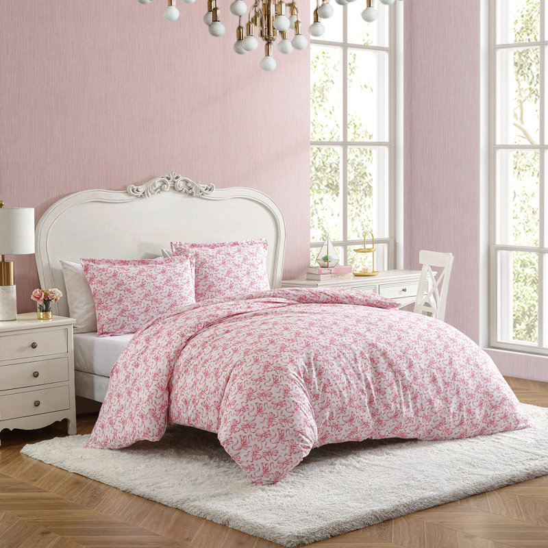 Betsey Johnson Ballet Bows Pink Reversible Duvet Cover Set, Queen Duvet Cover + 2 Standard Shams
