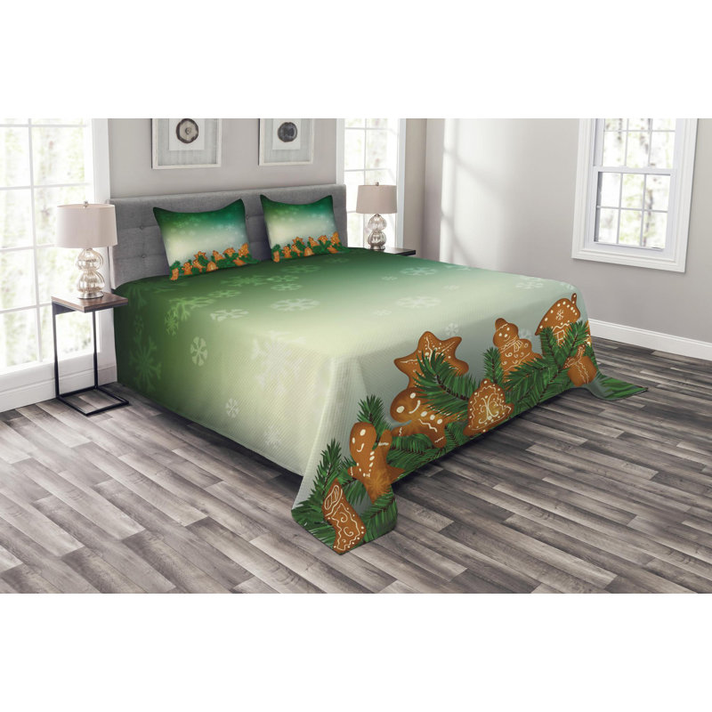 Traditional Coverlet, King Coverlet + 2 Shams