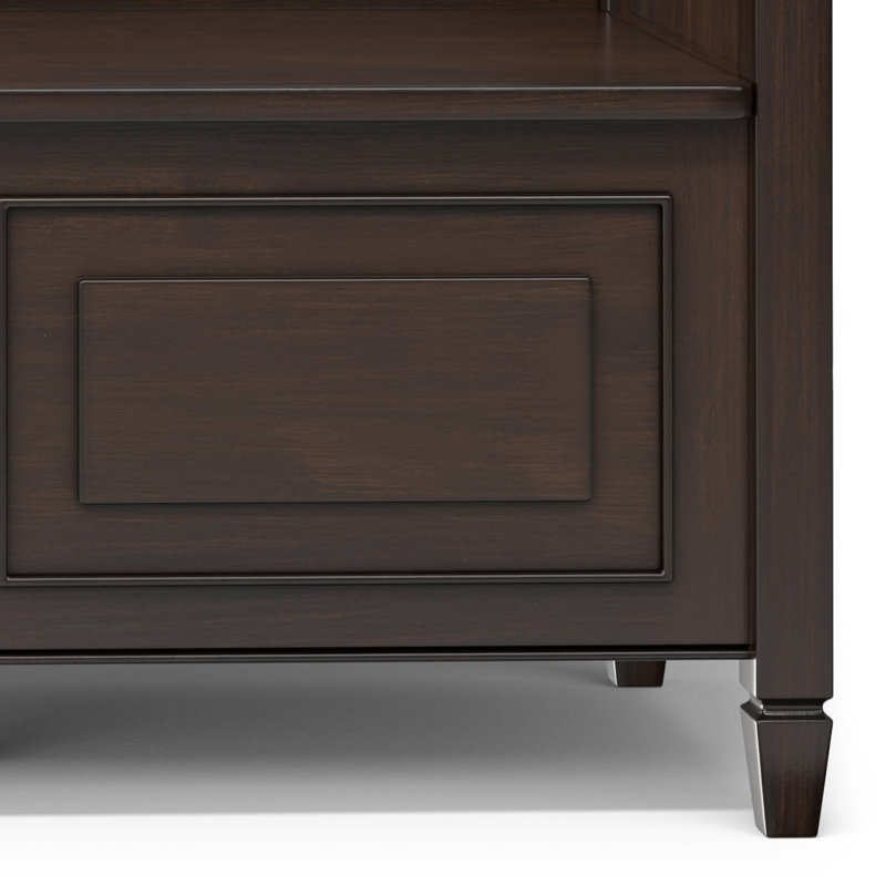 Banc de rangement en bois massif de 56 po de large Connaught avec couvercle relevable et façade lambrissée